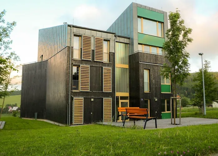 Nelis Klinovec Lejlighed